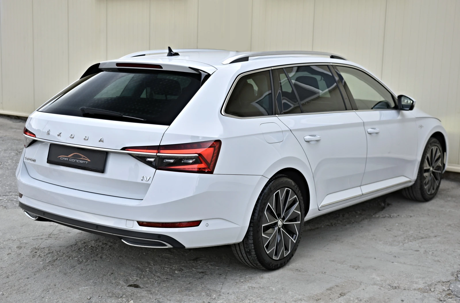 Skoda Superb IV  360/DSG/DIGITA LAURENT&KLEMENT - изображение 4