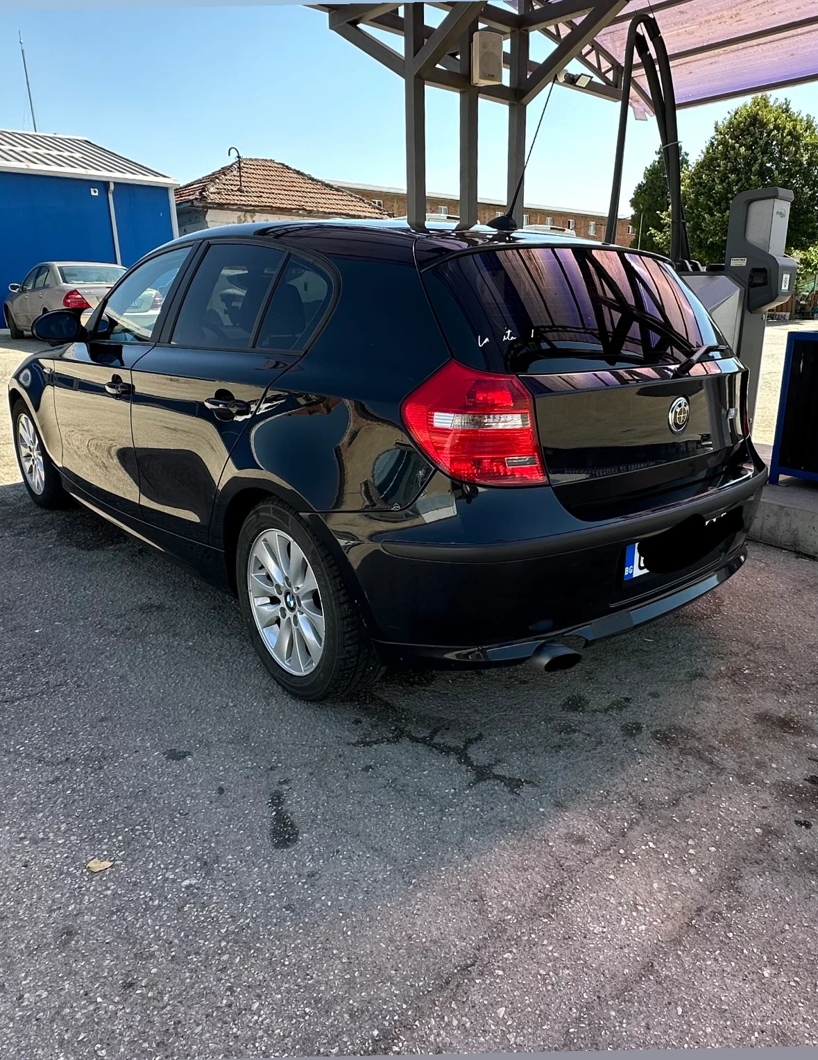 BMW 118 118d - изображение 2