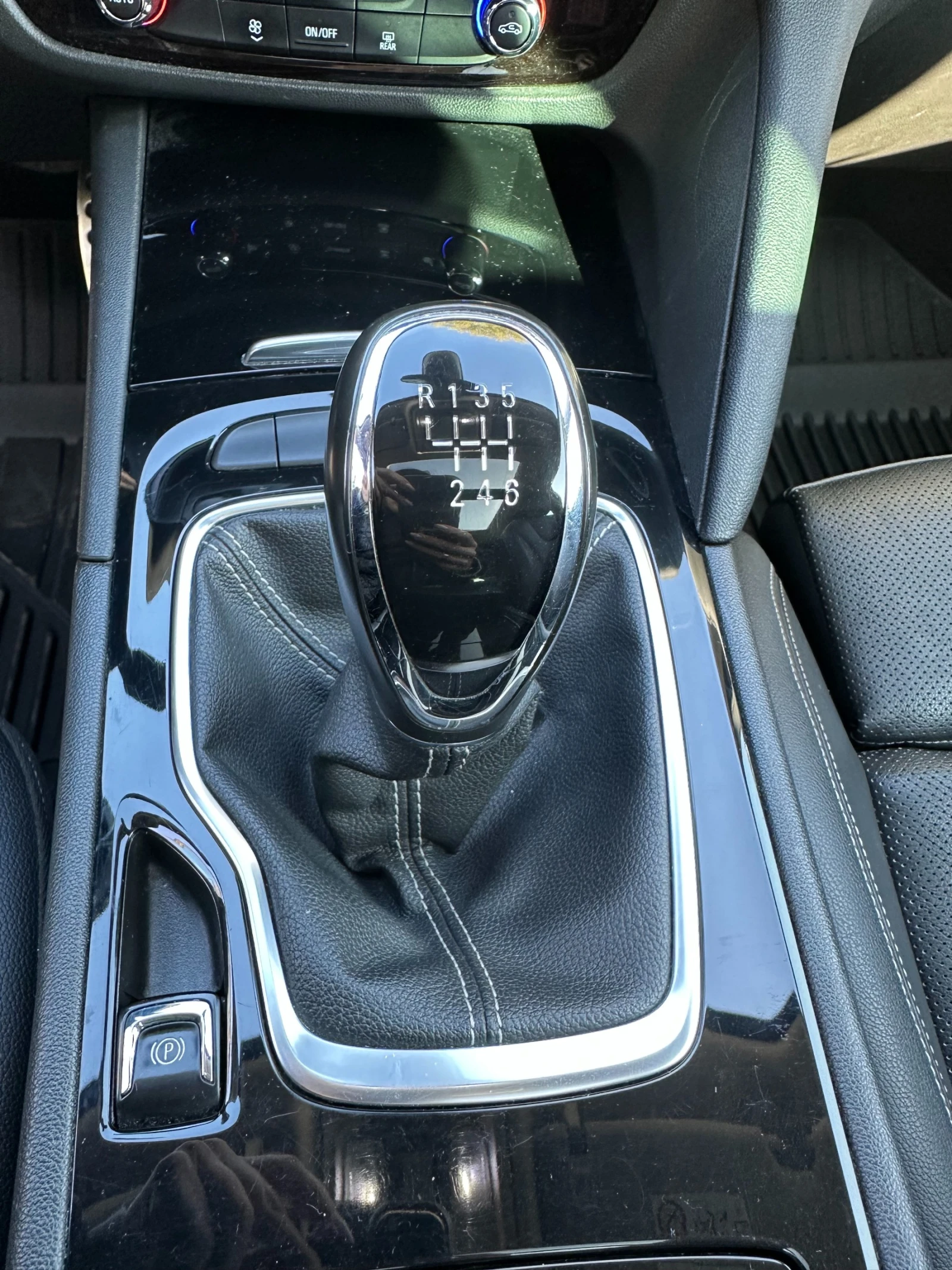 Opel Insignia  - изображение 10