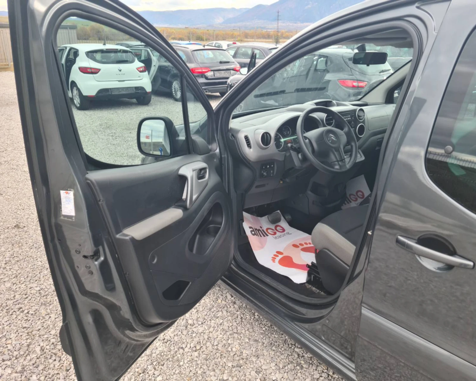 Citroen Berlingo 1.6HDI/Automatic/99hp/Euro 6/ - изображение 8