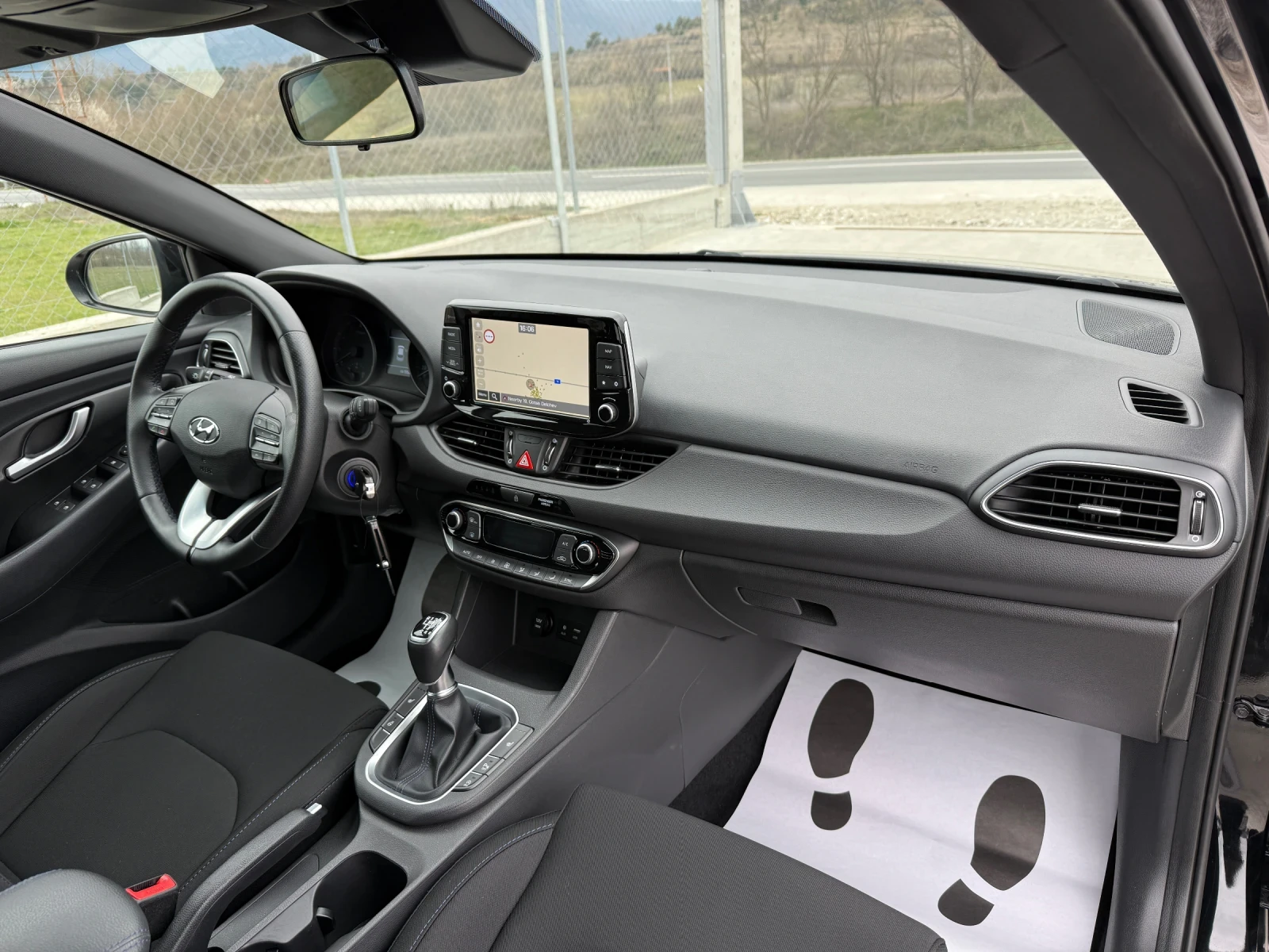 Hyundai I30 1.4 T-GDI NAVI CAMERA, снимка 12 - Автомобили и джипове - 53892869