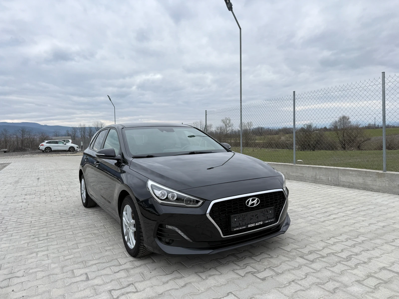 Hyundai I30 1.4 T-GDI NAVI CAMERA, снимка 8 - Автомобили и джипове - 53892869