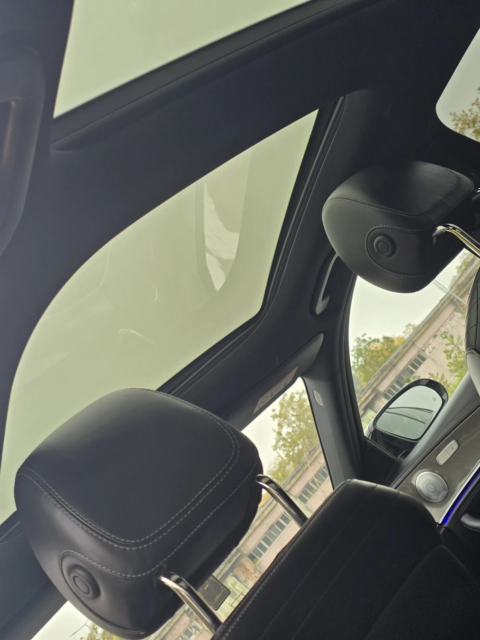 Mercedes-Benz E 220 2.2, снимка 9 - Автомобили и джипове - 53978943