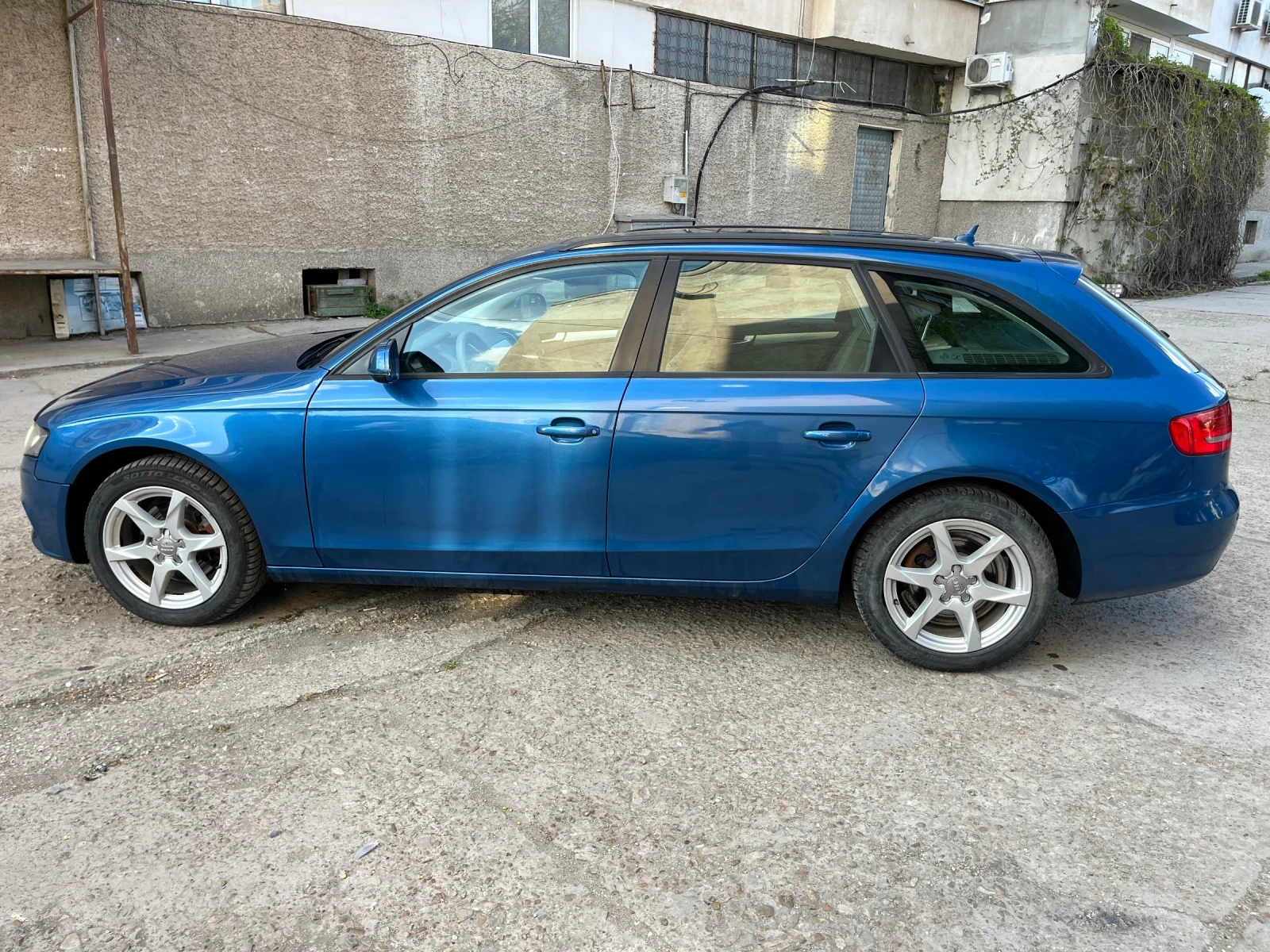 Audi A4, снимка 8 - Автомобили и джипове - 54254846