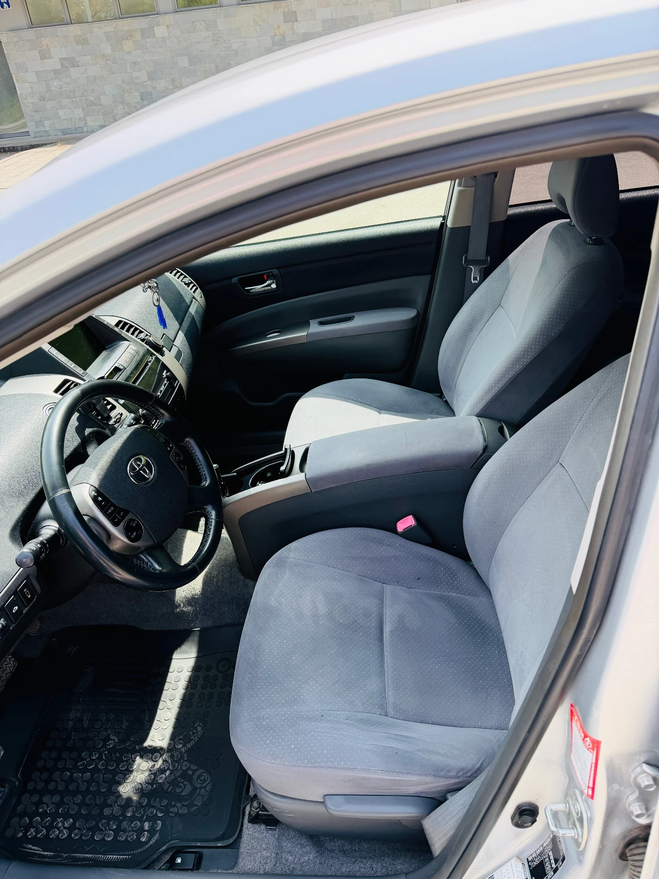 Toyota Prius, снимка 10 - Автомобили и джипове - 54526791