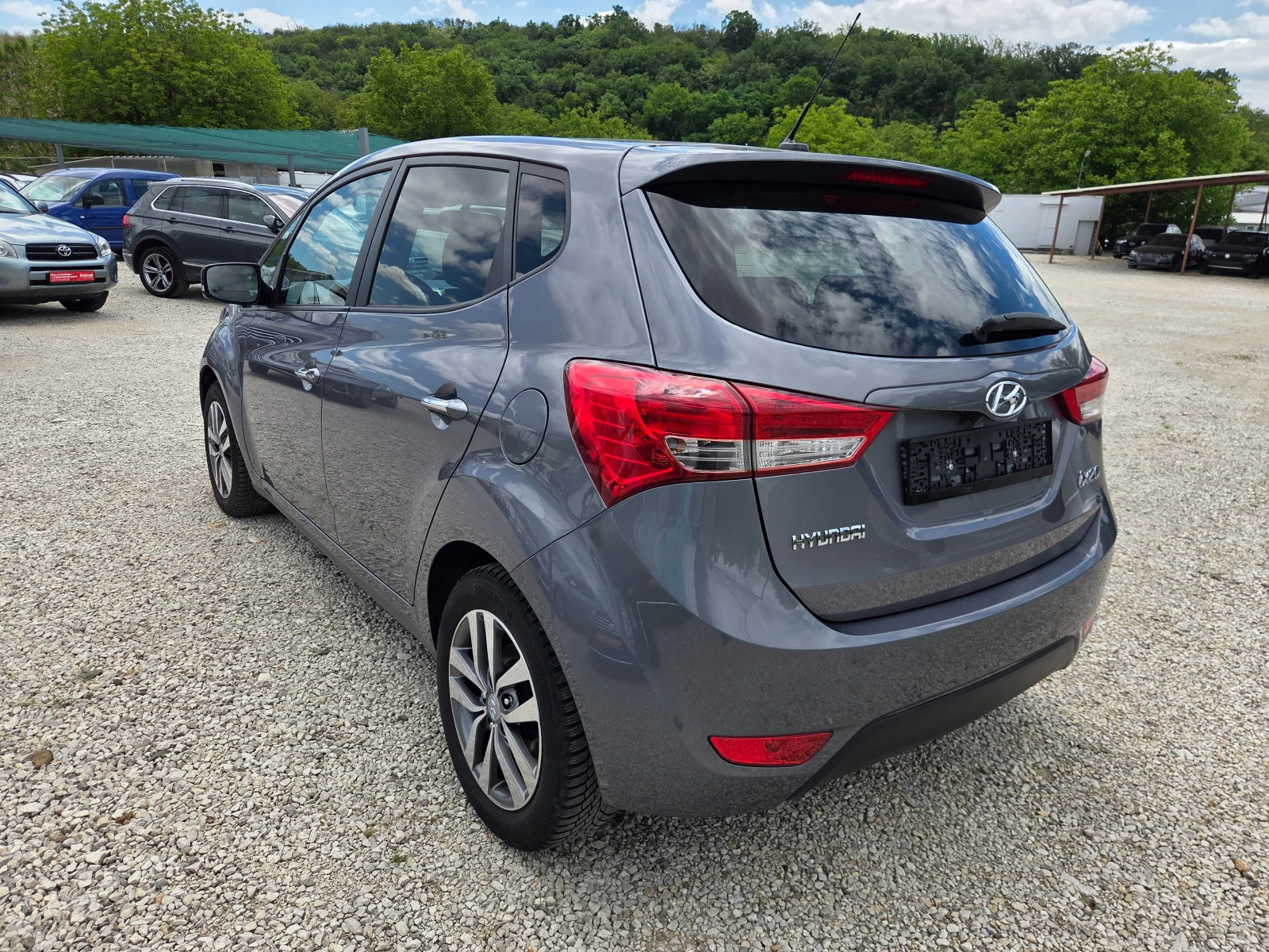 Hyundai Ix20 1.6i 125 k.c VERTEX Швейцария    , снимка 5 - Автомобили и джипове - 54595947