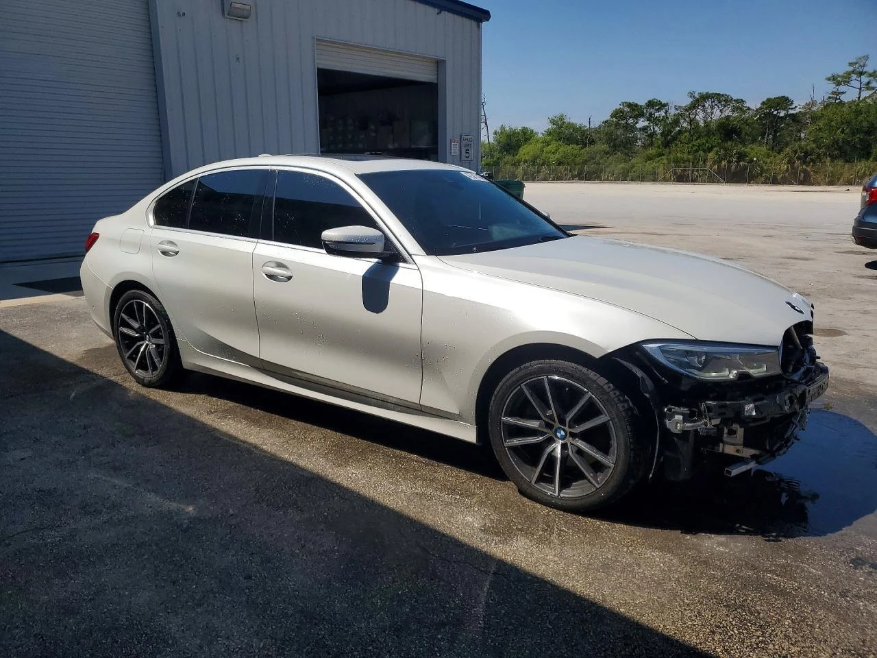 BMW 330 Xdrive * Нисък пробег * , снимка 3 - Автомобили и джипове - 54732665