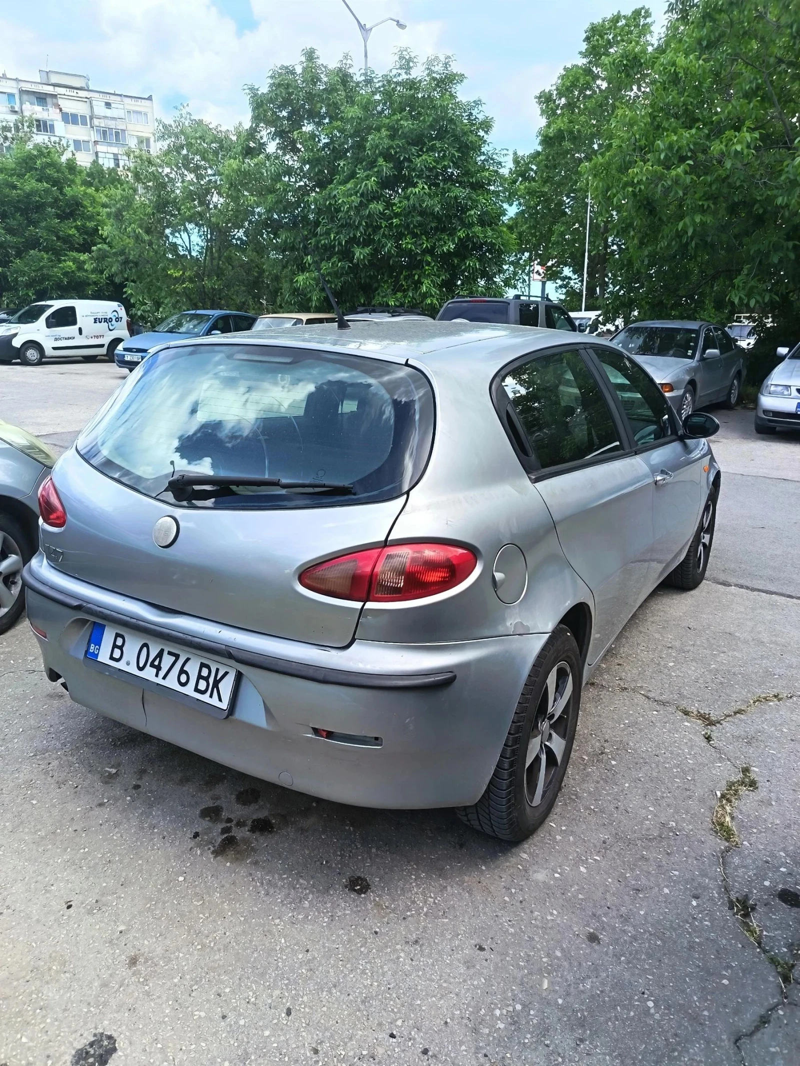 Alfa Romeo 147 1.9 JTD, снимка 3 - Автомобили и джипове - 54734119