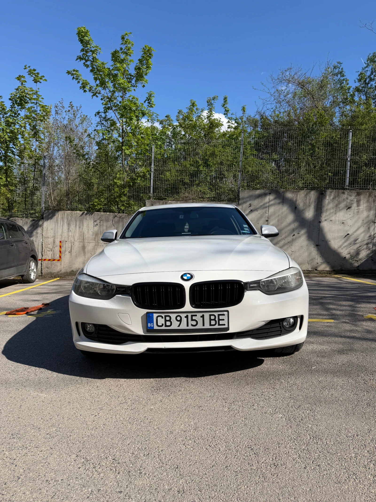 BMW 320, снимка 4 - Автомобили и джипове - 55072789