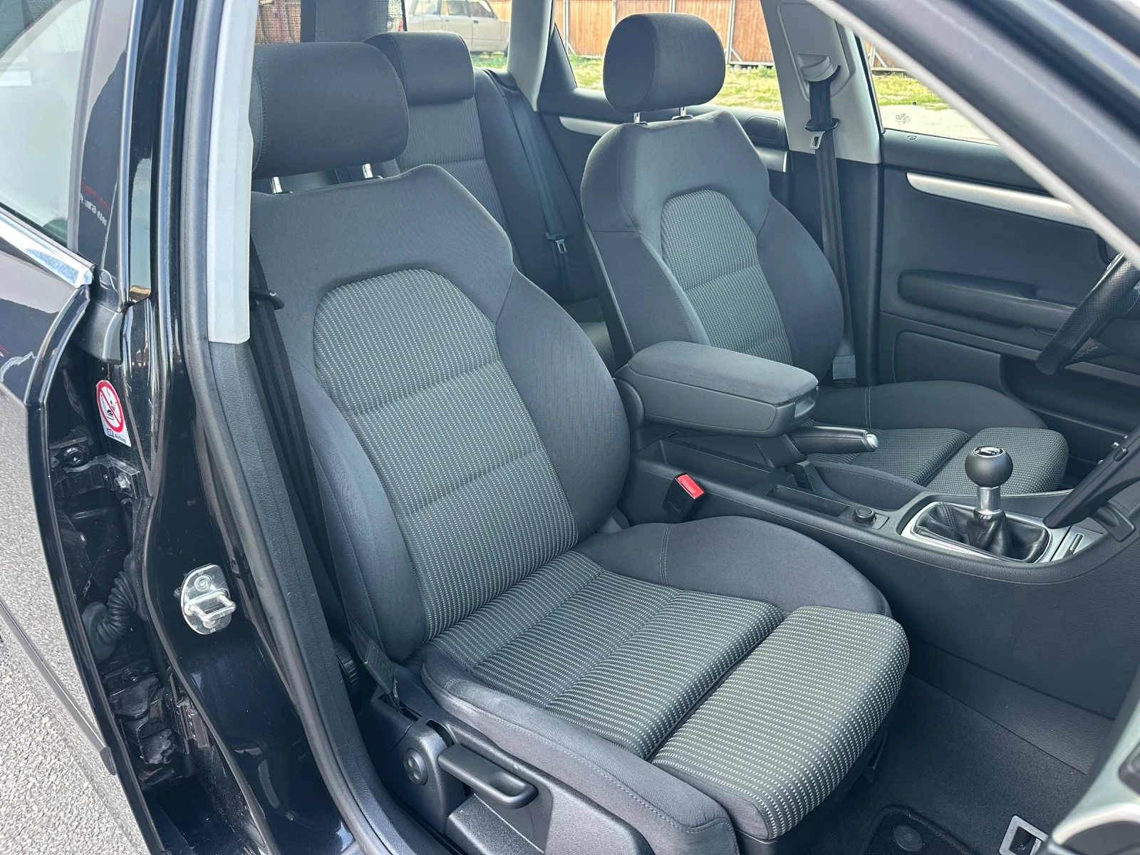 Audi A4 2.0TDI S-Line, снимка 11 - Автомобили и джипове - 55410476