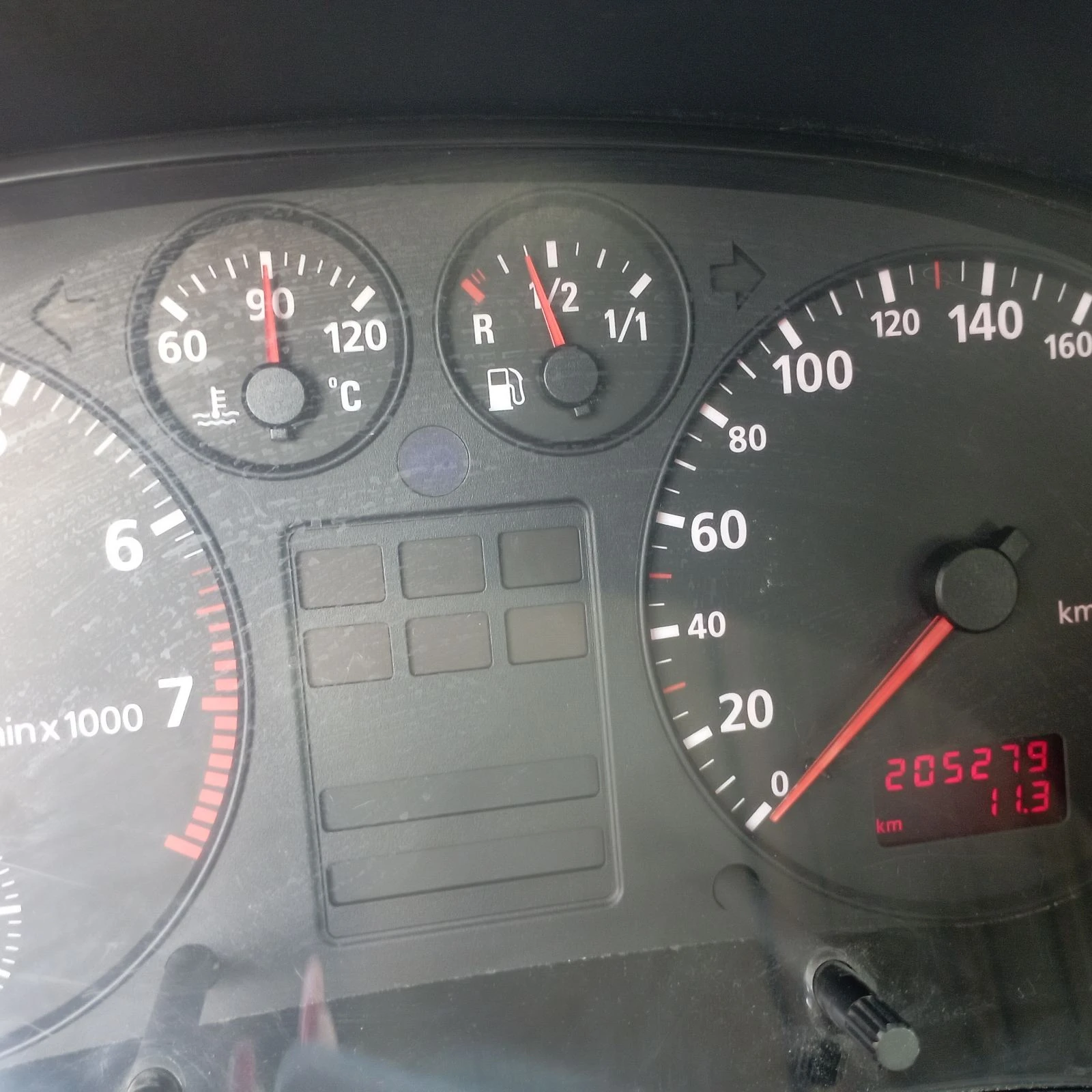 Audi A3 1.6 НОВ КАТАЛИЗАТОР, ПЪРВИ СОБСТВЕНИК, снимка 8 - Автомобили и джипове - 55166493