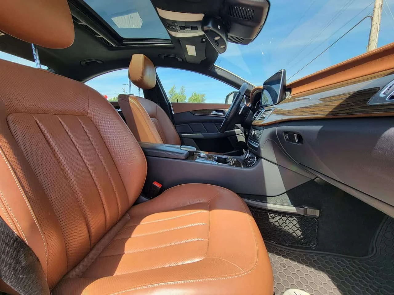 Mercedes-Benz CLS 550 | HARMAN KARDON | DISTRONIC | 360 | CARFAX |  | Mobile.bg � ����������� 17