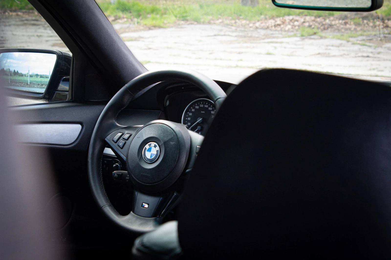 BMW 530, снимка 12 - Автомобили и джипове - 55383311