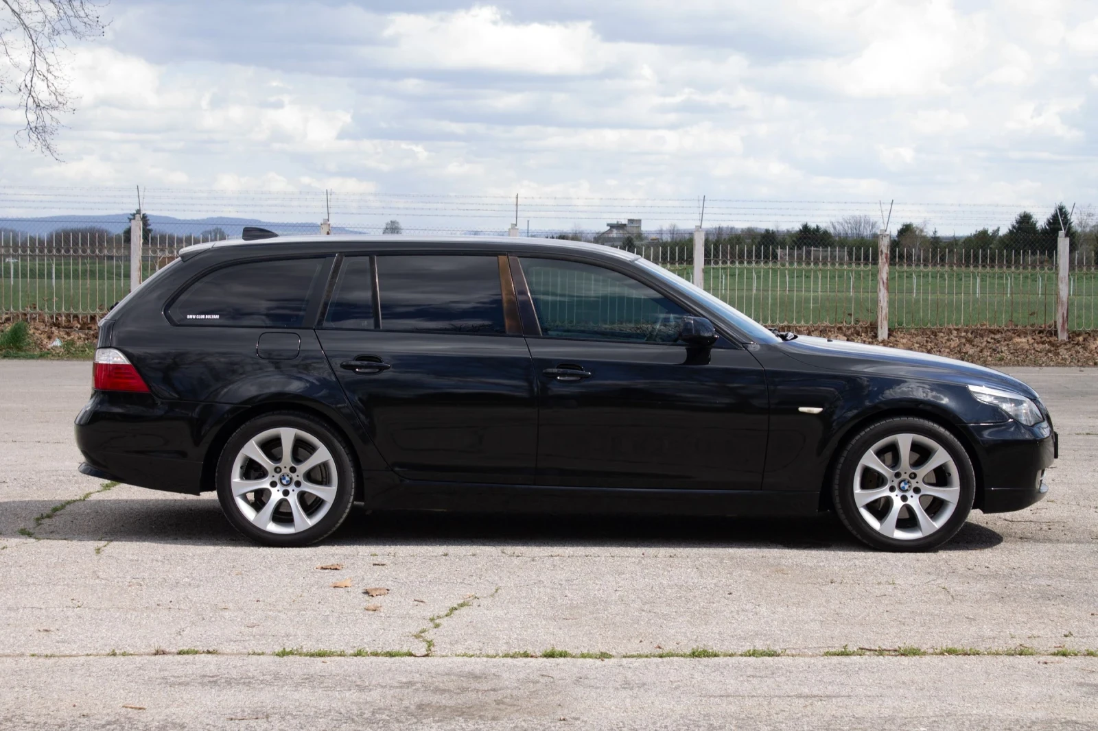 BMW 530, снимка 3 - Автомобили и джипове - 55383311