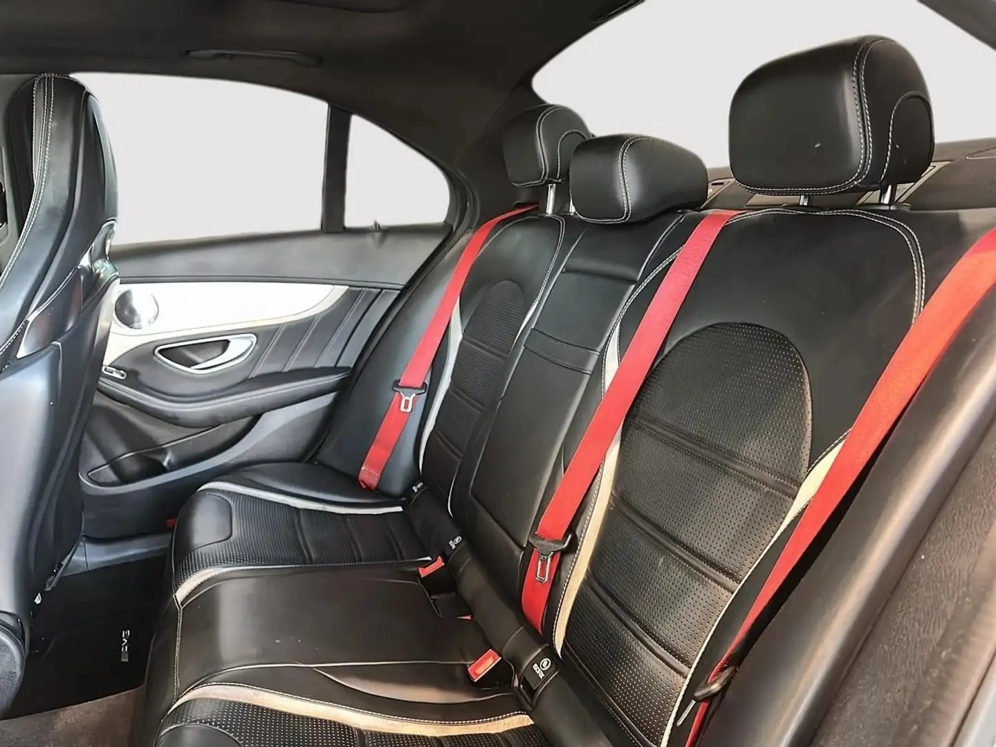 Mercedes-Benz C 63 AMG S ЦЕНА ДО БЪЛГАРИЯ АВТОКРЕДИТ, снимка 14 - Автомобили и джипове - 55584950