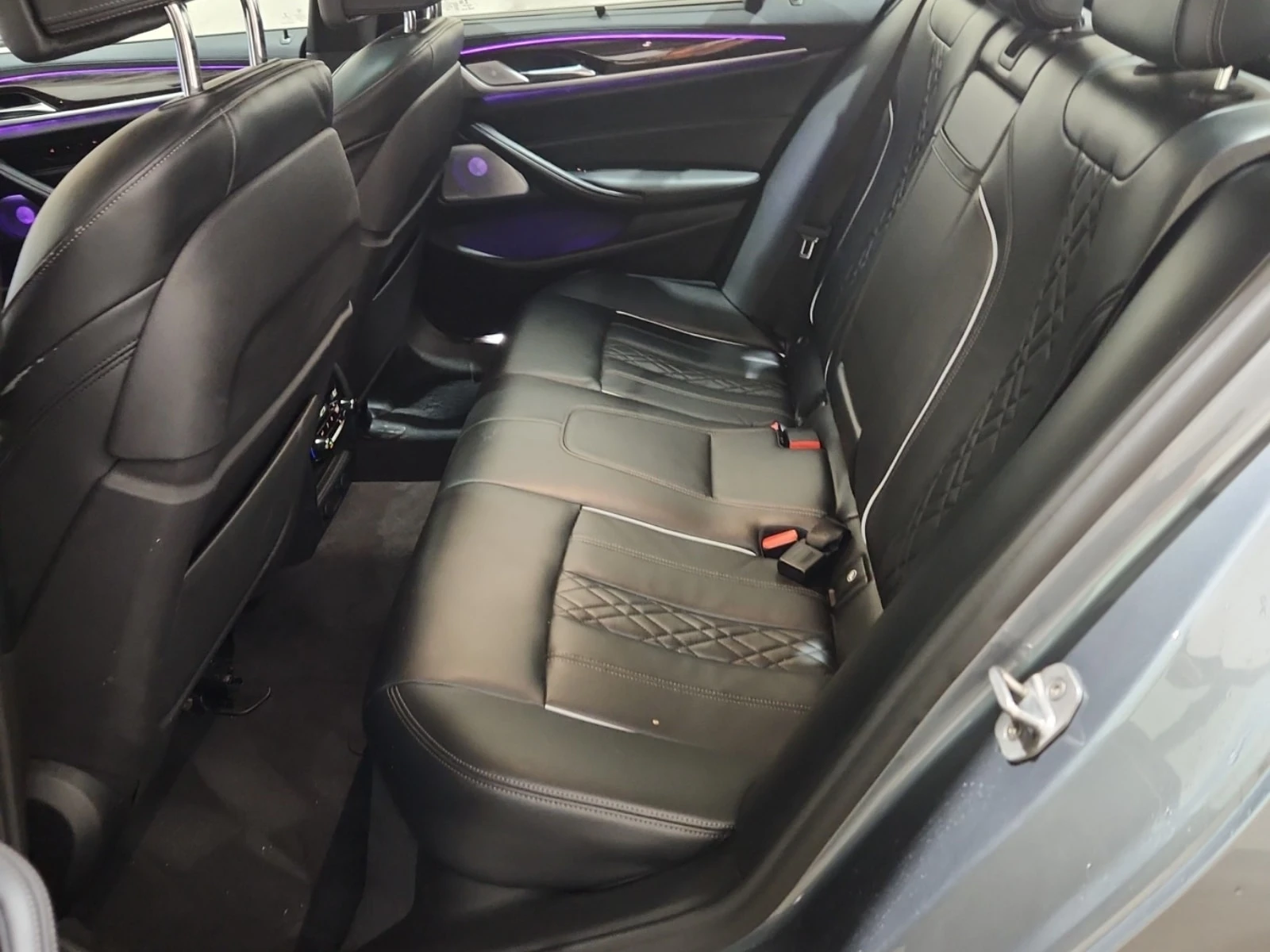 BMW 550 * M550I XDRIVE * Пълна история * От BMW * , снимка 10 - Автомобили и джипове - 55841549