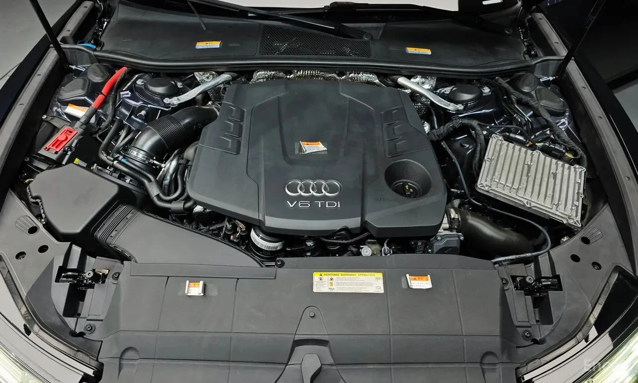 Audi A6 * 50 TDI * ДИСТРОНИК * ОБДУХВАНЕ * 360 * HUD, снимка 16 - Автомобили и джипове - 55987527