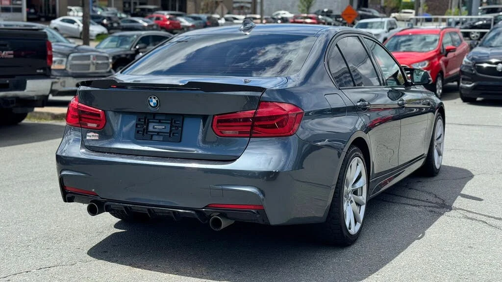 BMW 340 XDRIVE* МПАКЕТ* КОЖА* КАМЕРИ* ЗИМНИ ГУМИ* ПАНО, снимка 4 - Автомобили и джипове - 56222136