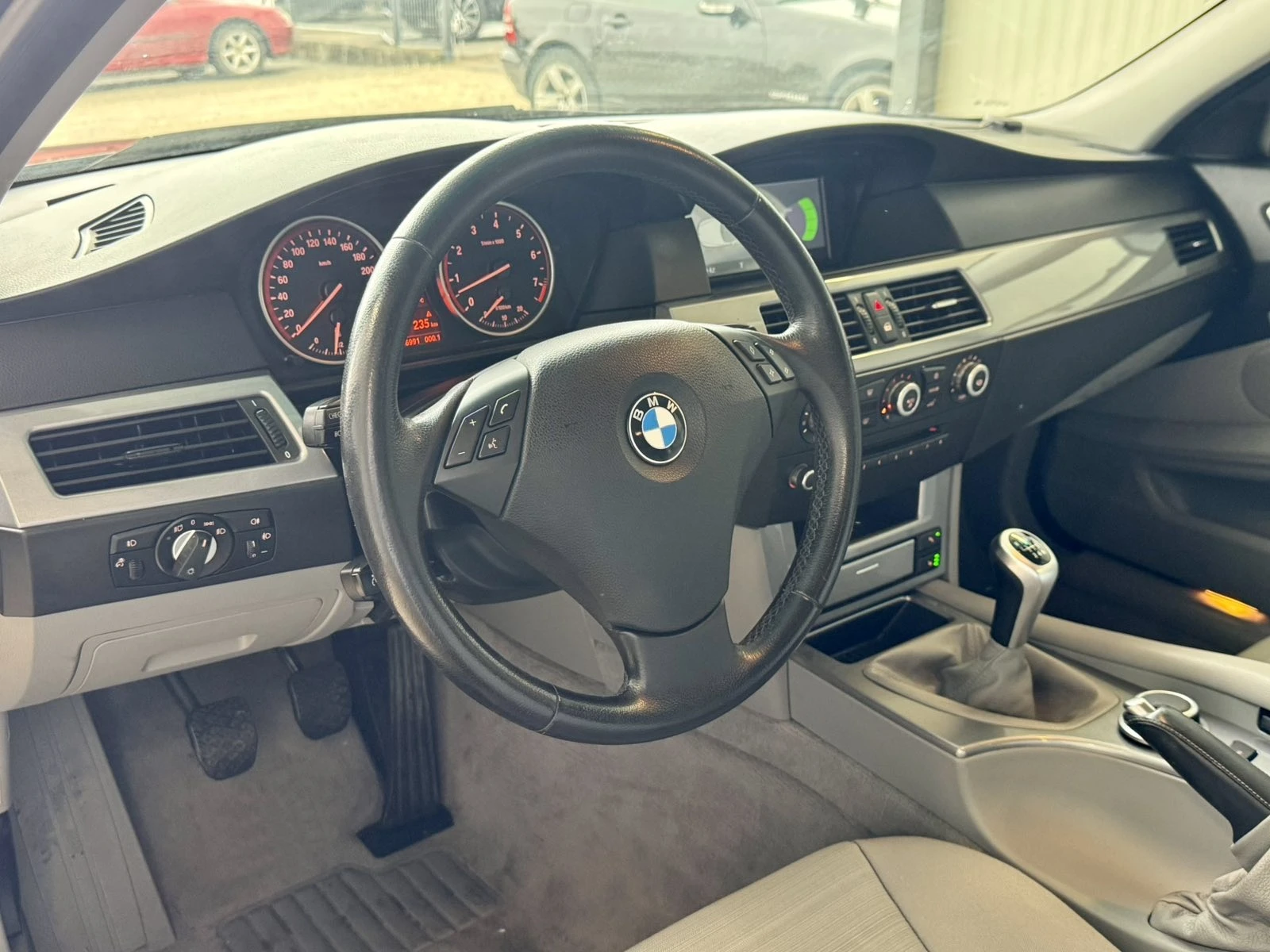 BMW 530 i FACE, снимка 8 - Автомобили и джипове - 56457790