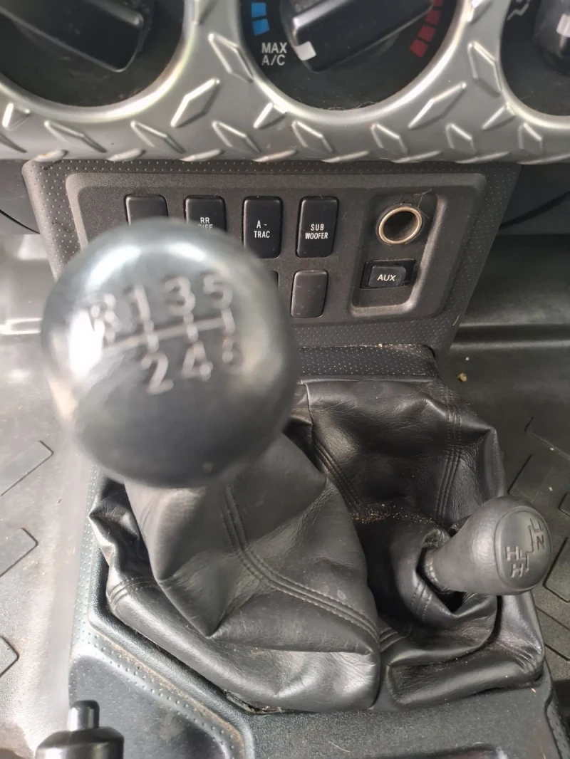 Toyota Fj cruiser, снимка 13 - Автомобили и джипове - 52324952