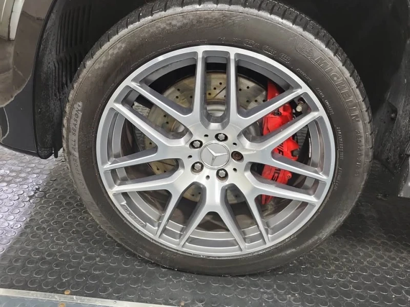 Mercedes-Benz GLS 63 AMG FULL MAX * * CARFAX * * АВТОКРЕДИТ * * , снимка 7 - Автомобили и джипове - 52989495