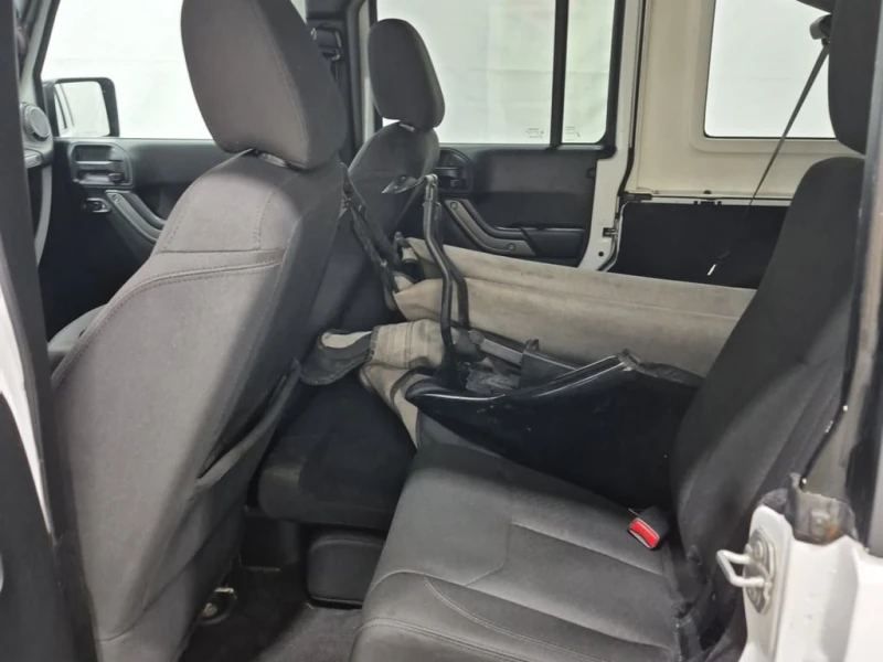 Jeep Wrangler 2018 * WILLYS WHEELER * ОТ ПРЕДСТАВИТЕЛСТВО, снимка 13 - Автомобили и джипове - 53427112