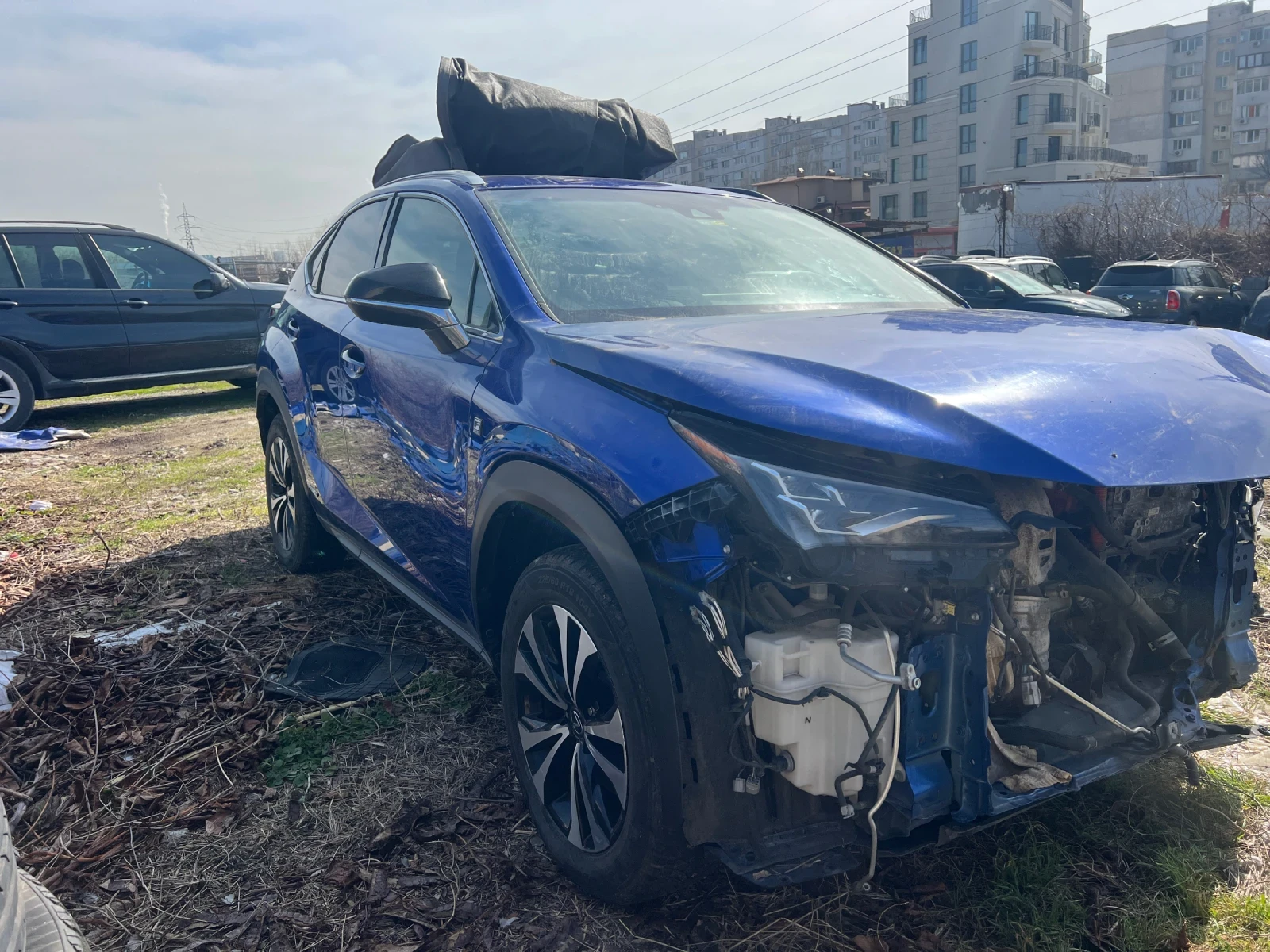 Lexus NX 300h F-sport   - изображение 5