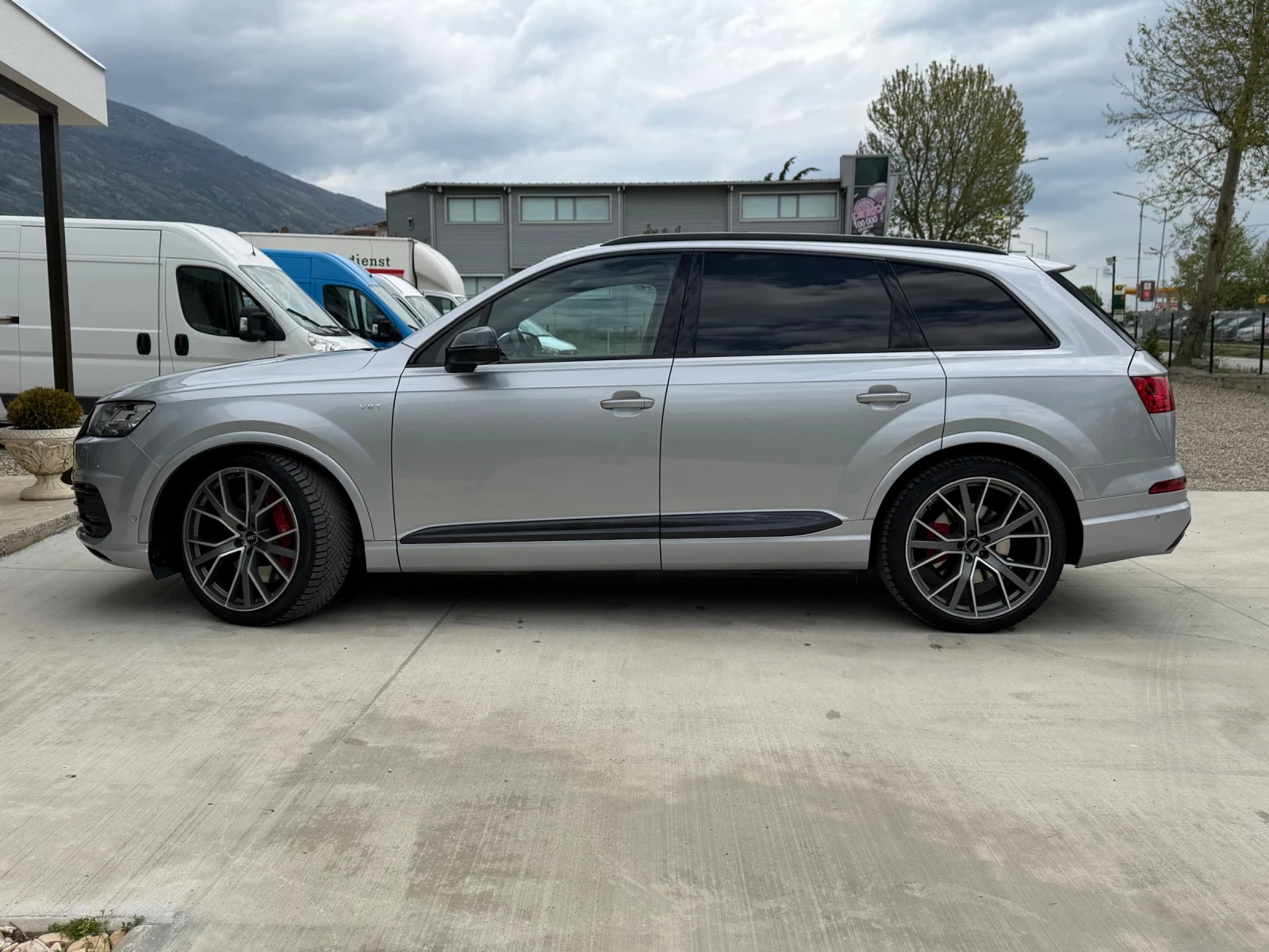 Audi SQ7 4.0/Matrix/Carbon/Exclusive/6+ 1, снимка 6 - Автомобили и джипове - 54389604