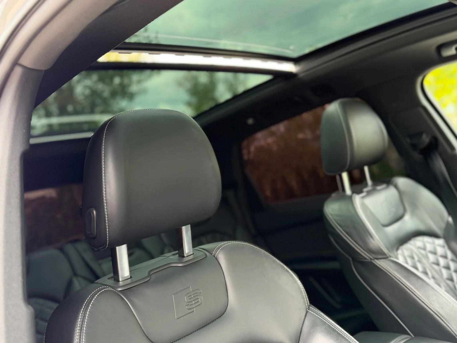 Audi SQ7 4.0/Matrix/Carbon/Exclusive/6+ 1, снимка 12 - Автомобили и джипове - 54389604