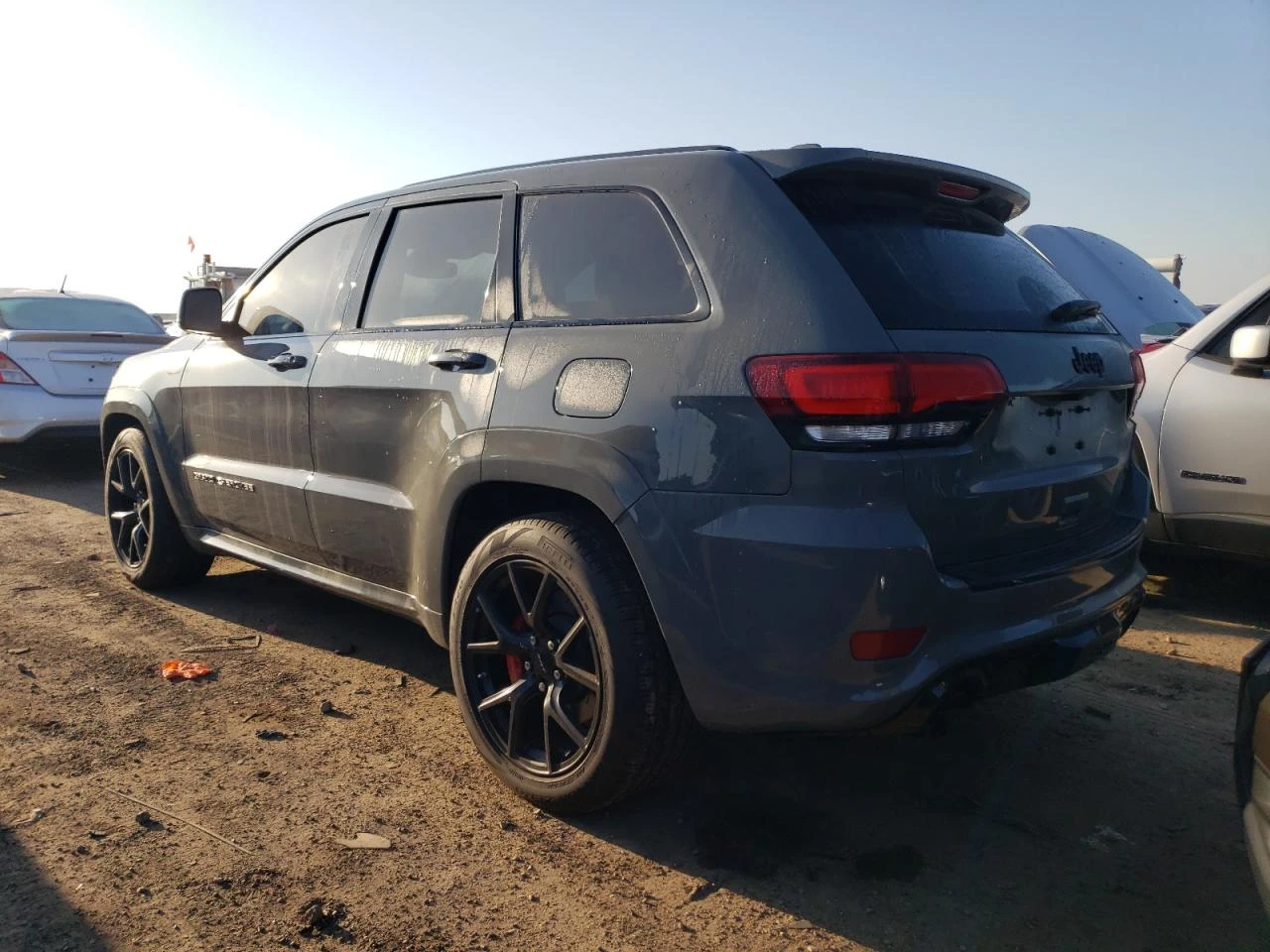 Jeep Grand cherokee 6.4l Srt-8, снимка 2 - Автомобили и джипове - 54429644