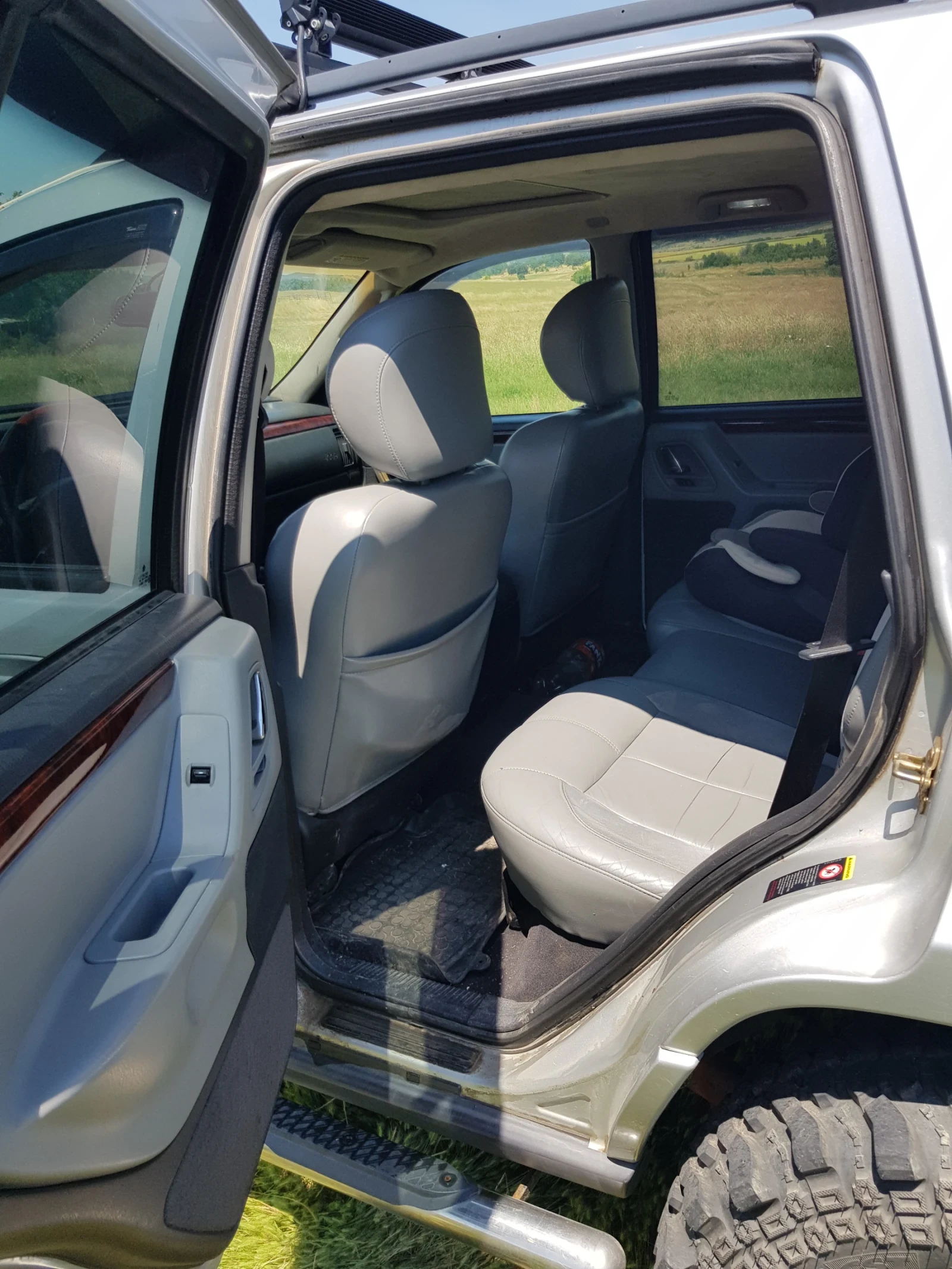 Jeep Grand cherokee 2.7 CRD, снимка 8 - Автомобили и джипове - 54866247