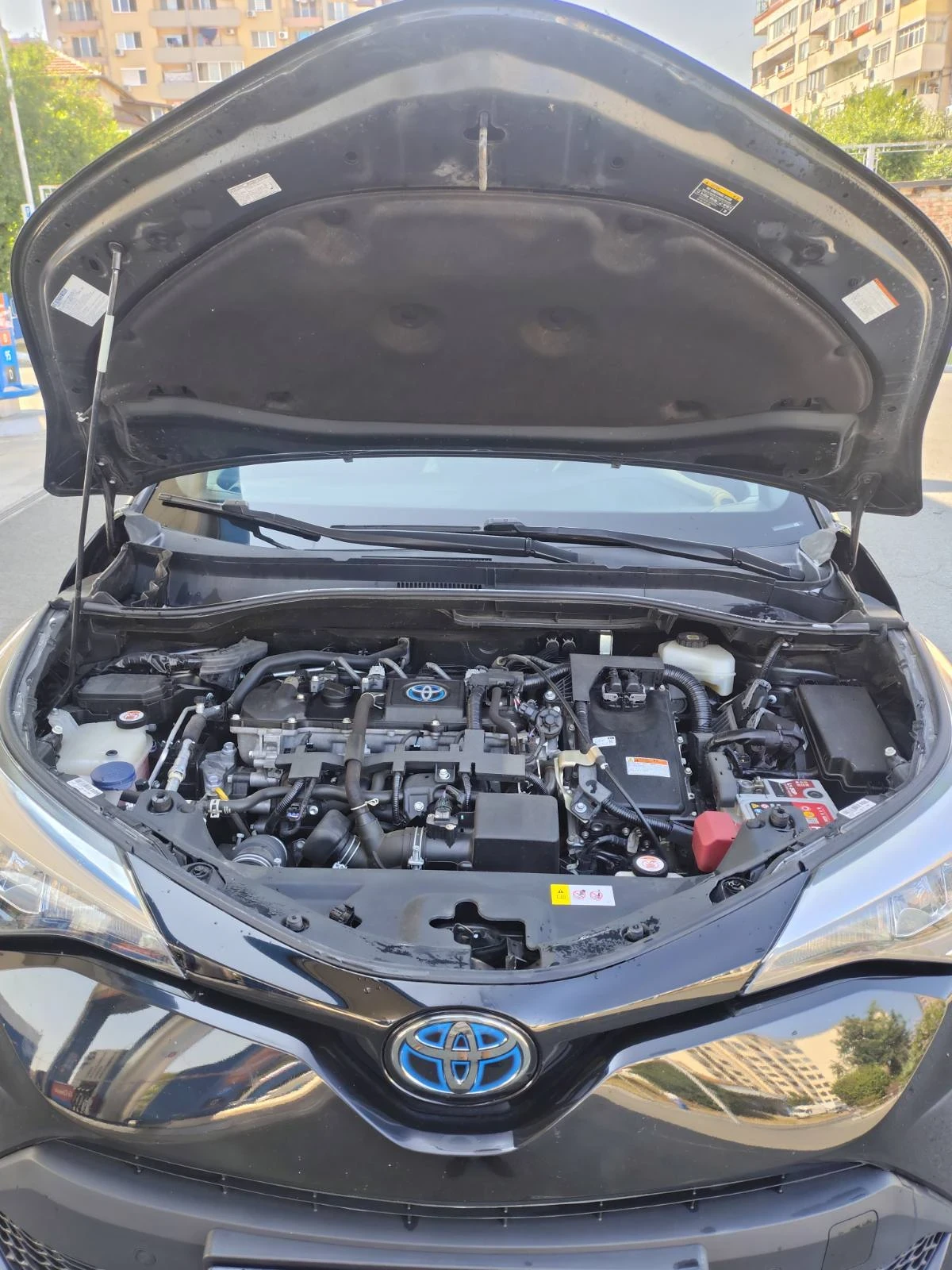 Toyota C-HR, снимка 14 - Автомобили и джипове - 55631733