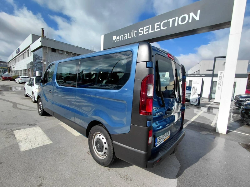 Renault Trafic 2.0dCi/145к.с/L2H1/(8+ 1) места, снимка 5 - Бусове и автобуси - 53523734