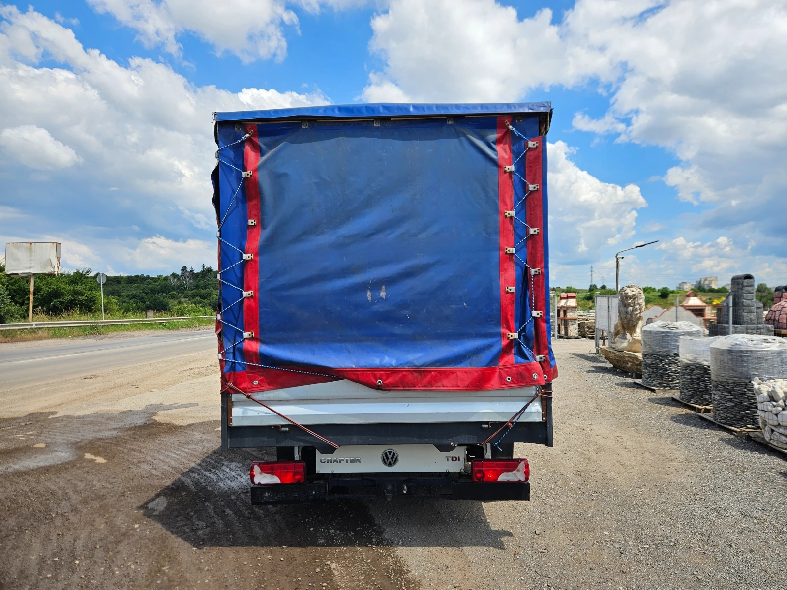 VW Crafter 2.5 136к.с, снимка 4 - Бусове и автобуси - 54969146
