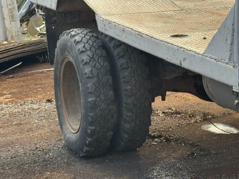 Gaz 66 + 5 джанти с гуми, снимка 5 - Камиони - 52564728