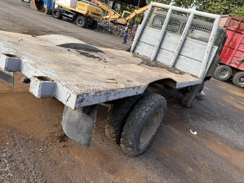 Gaz 66 + 5 джанти с гуми, снимка 7 - Камиони - 52564728