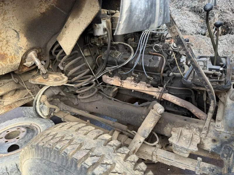 Gaz 66 + 5 джанти с гуми, снимка 3 - Камиони - 52564728