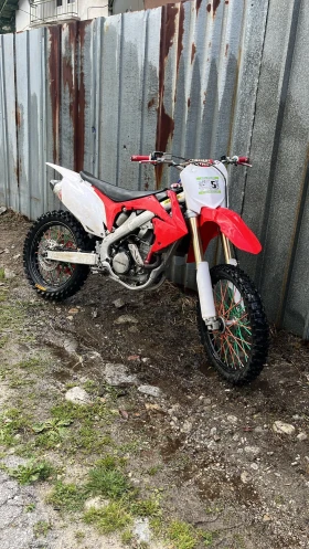 ����� �� �������� �� Honda Crf