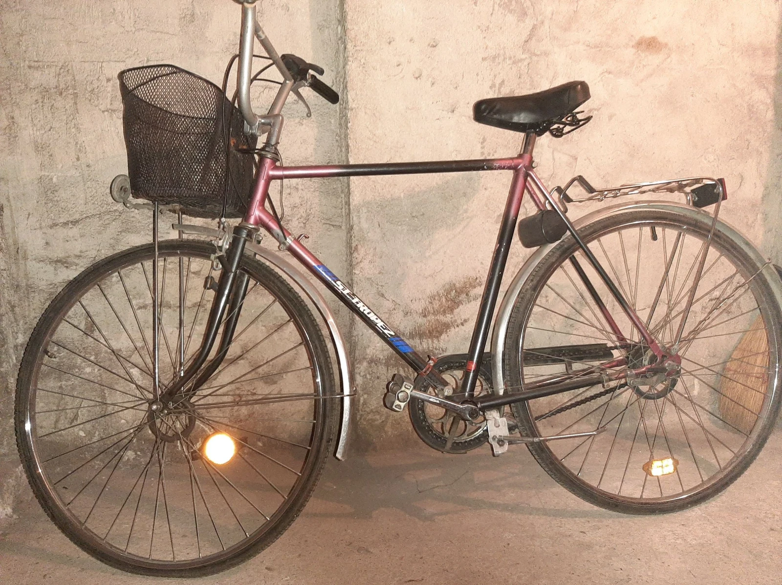  St. Tropez | Mobile.bg   1