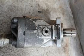 ПТО помпа, Разпределители, снимка 1