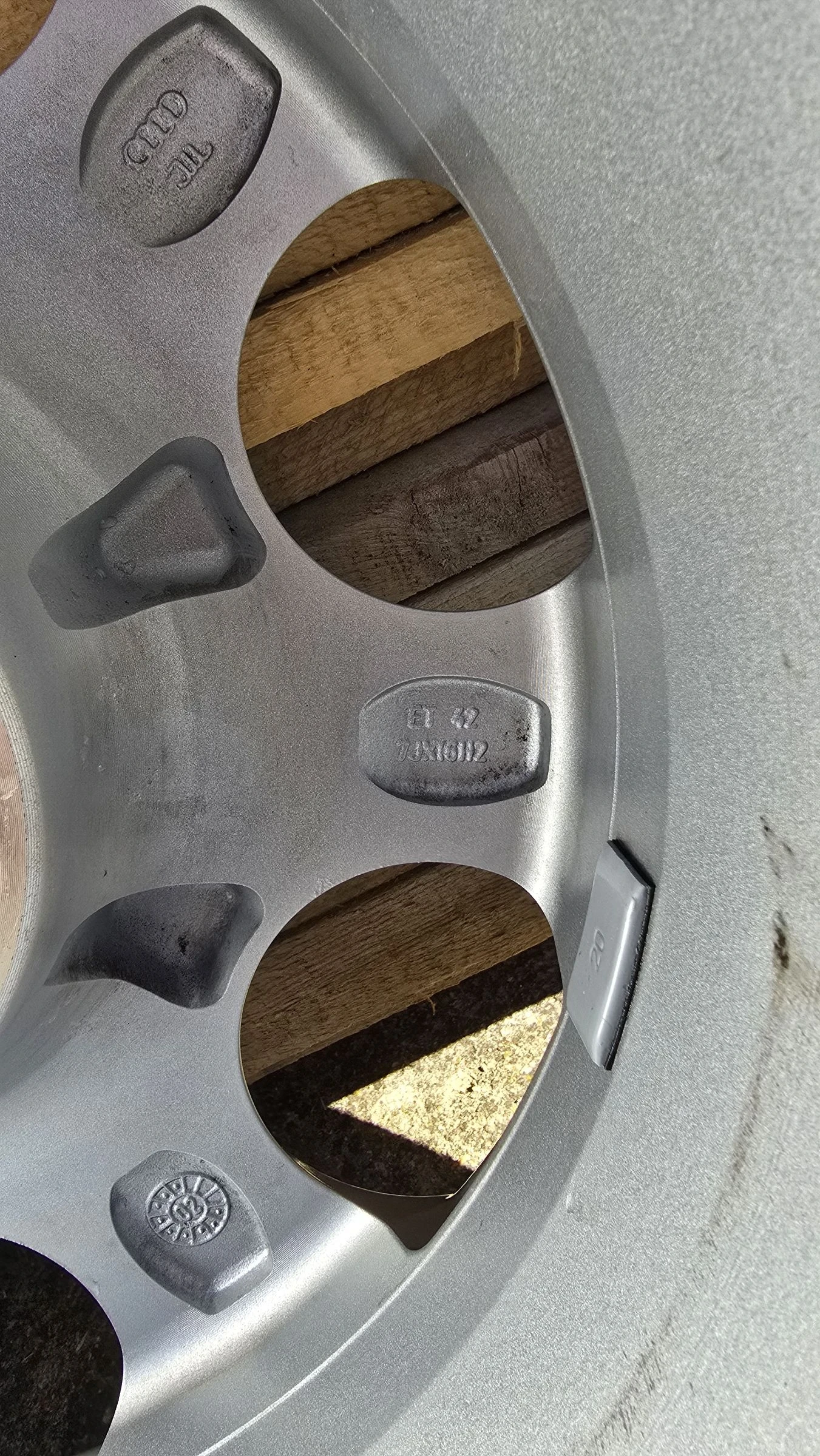 ���� � ������ 205/55R16 | Mobile.bg � ����������� 10