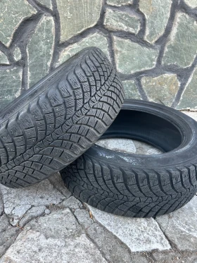 Гуми Зимни 225/50R17, снимка 5 - Гуми и джанти - 47836313