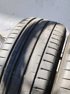 Гуми Летни 235/40R19, снимка 3 - Гуми и джанти - 53693242