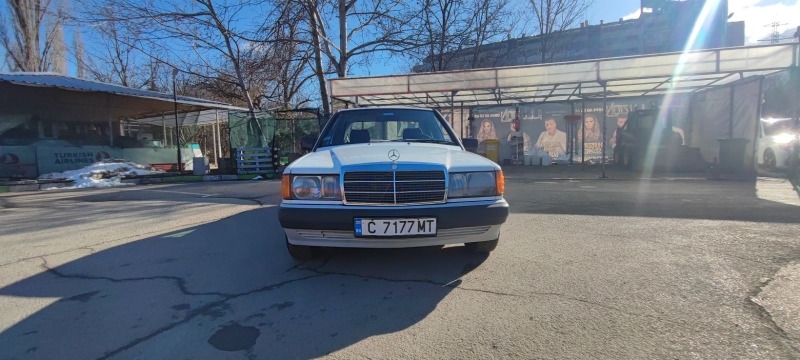 Mercedes-Benz 190, снимка 2 - Автомобили и джипове - 44238575