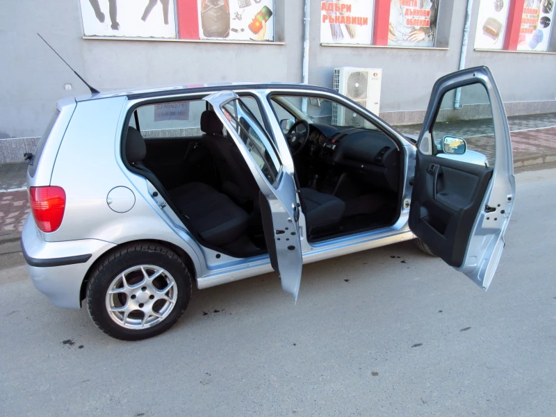 VW Polo 1.4MPI, снимка 7 - Автомобили и джипове - 48739137