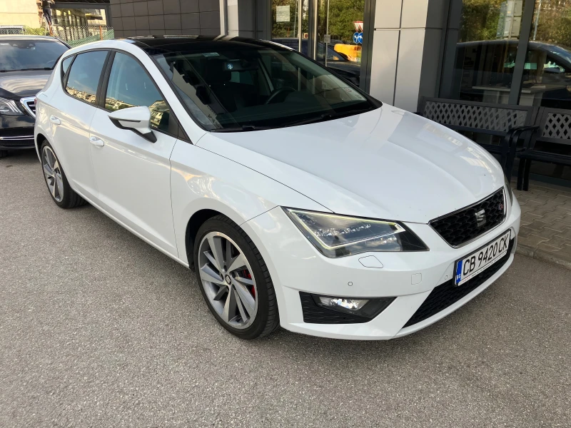 Seat Leon FR 2.0 TDI 184 кс. LED Панорама, снимка 3 - Автомобили и джипове - 49388830