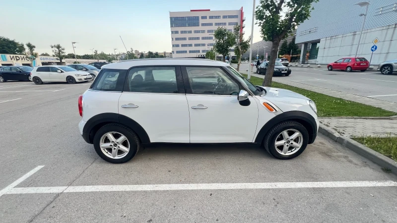 Mini Countryman One D, снимка 6 - Автомобили и джипове - 51852579
