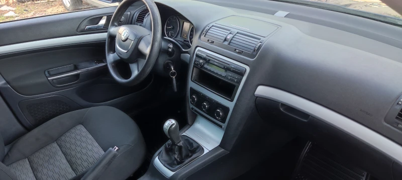 Skoda Octavia ШВЕЙЦАРИЯ, 4Х4, снимка 13 - Автомобили и джипове - 51364167