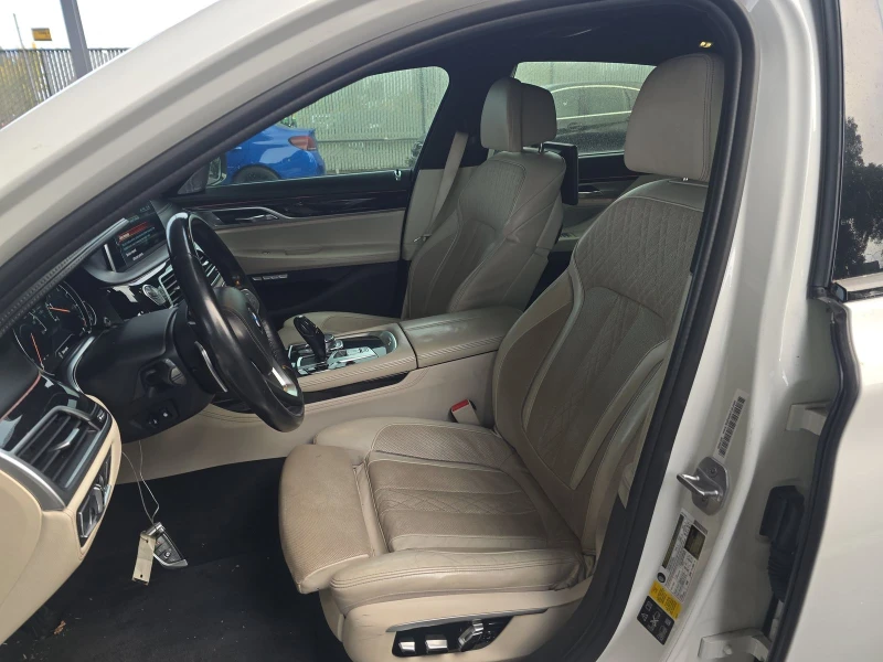 BMW 750 M* SPORT* XDRIVE* BOWER* WILKINS* ДИСТРОНИК* ОБДУХ, снимка 11 - Автомобили и джипове - 52574361