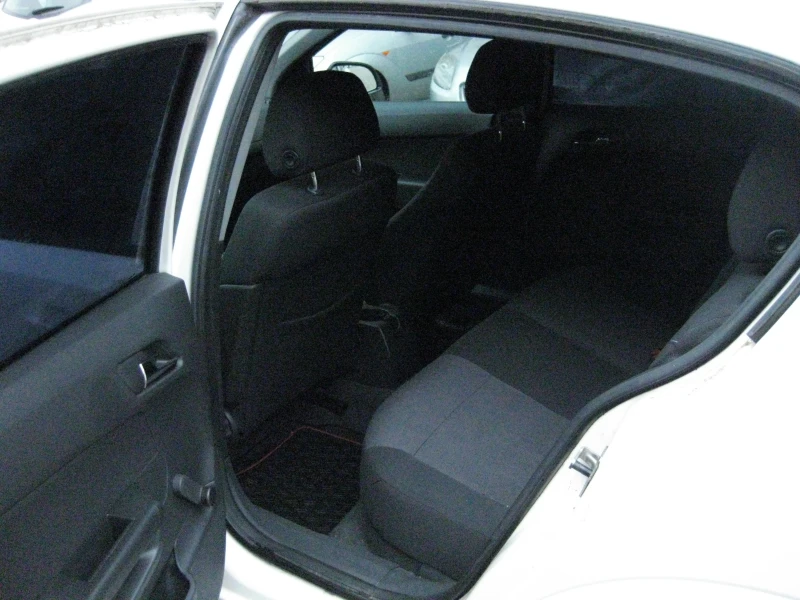 Opel Astra H, снимка 11 - Автомобили и джипове - 52596820